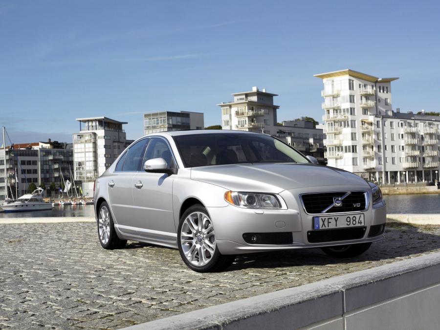  Volvo S80 V8 2007 года  (фото 24 из 69)